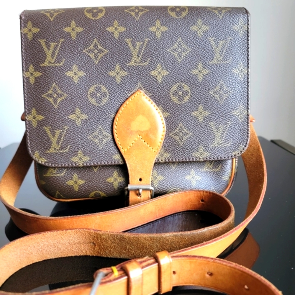 🩷💞SOLD ouis Vuitton Cartouchiere MM Shoulder Bag Purse Monogram